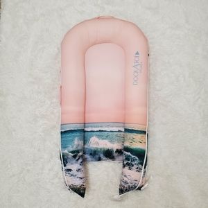 DockATot Deluxe+ and 2 covers